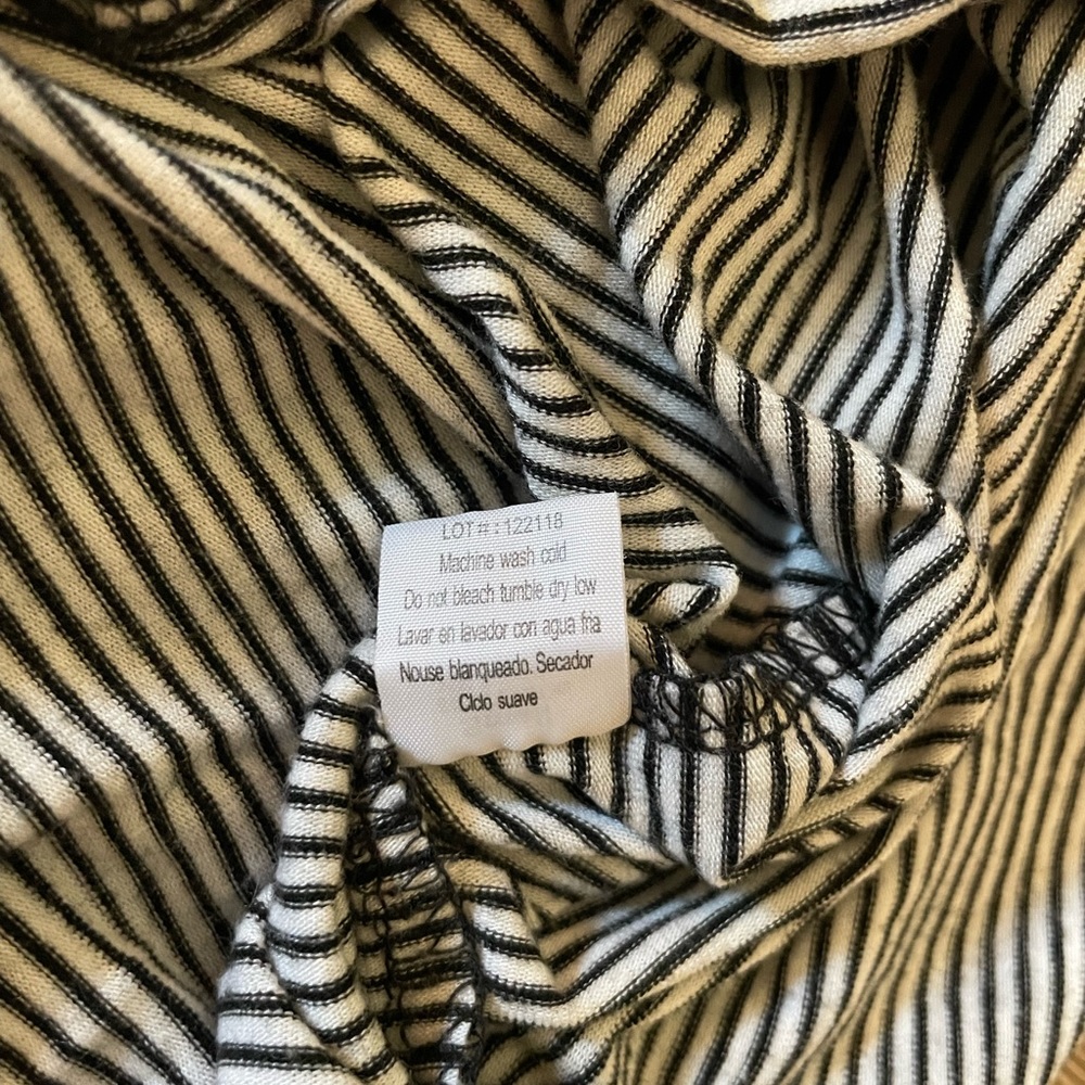 Striped Tee - Picture 5 of 8